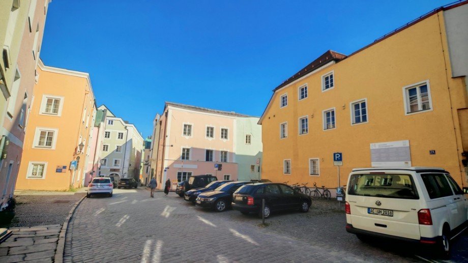 Umfeld Mehrfamilienhaus Passau