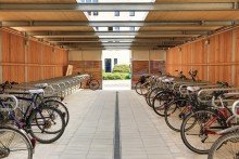 Fahrradstellplatz Modernes Apartment direkt gegen�ber der Universit�t!