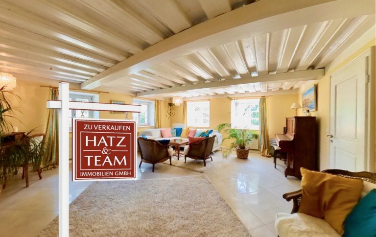 Hatz & Team Immobilien GmbH B�chlberg Landhaus Modernisiertes Bauernhaus in ruhiger Ortslage - ca. 5.962 m� Grundst�ck mit idyllischem Ausblick