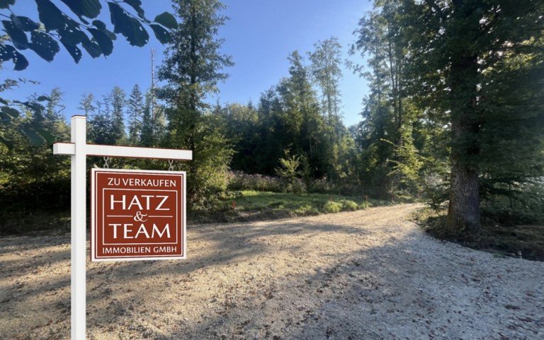 Hatz & Team Immobilien GmbH Tiefenbach Wohngrundst�ck Naturliebhaber aufgepasst! Idyllisches Freizeitgrundst�ck mit viel Ruhe und Privatsph�re