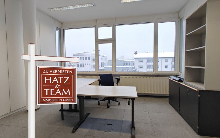 Hatz & Team Immobilien GmbH Passau B�rohaus Charmante B�rofl�che mit Parkfl�chen in Passau-Kohlbruck!