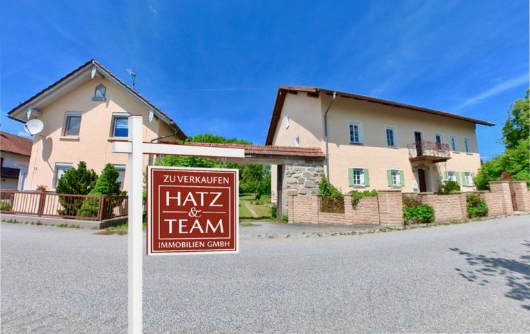 Hatz & Team Immobilien GmbH B�chlberg Landhaus Modernisiertes Bauernhaus mit Nachbarhaus in ruhiger Ortslage auf ca. 6.370 m� gro�em Grundst�ck