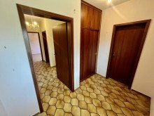 Diele EG Charmantes Einfamilienhaus mit Potenzial auf tollem Grundst�ck in Neukirchen am Inn!