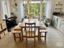 Wohnen/Essen Hochwertige Erdgeschosswohnung mit Terrasse und Garten in exklusiver Wohnlage!