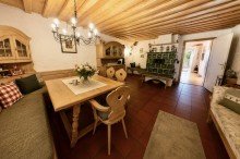 Bauernstube Wohnhaus mit Panoramablick - Airbnb - Chalet tr�gt einen Gro�teil der Finanzierung