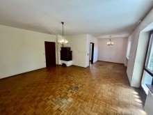 Wohn-Esszimmer Charmantes Einfamilienhaus mit Potenzial auf tollem Grundst�ck in Neukirchen am Inn!