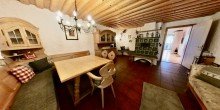 Bauernstube Einziehen. Entspannen. 
Nebenkosten? Erledigt vom eigenen Chalet!