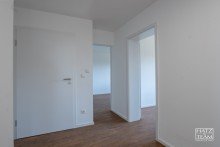 Flur OG Verkauft! Wohnen im Gr�nen - Saniertes Zweifamilienhaus im Herzen von Thyrnau!