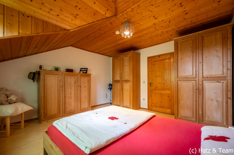 Schlafzimmer Zweifamilienhaus Tiefenbach
