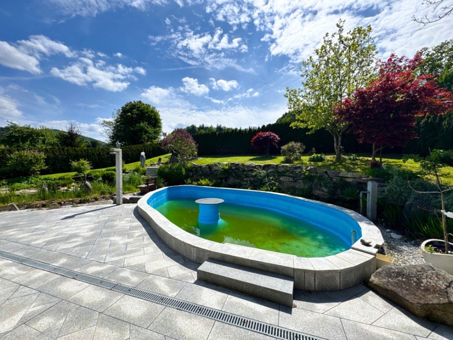 Au�enbereich Villa Hauzenberg