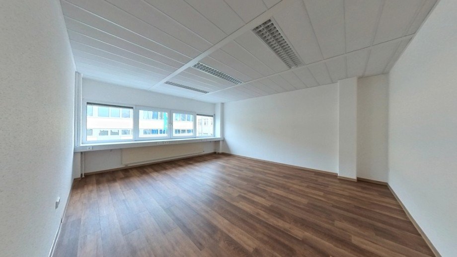 B�rofl�che B�rofl�che Hutthurm