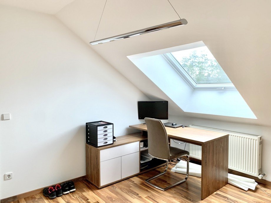 Schlafzimmer 2 Dachgeschosswohnung Salzweg