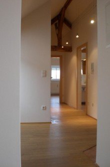 DG Flur Kapitalanlage! Mehrfamilienhaus mit Gewerbeeinheit