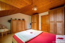 Schlafzimmer Gepflegtes Zweifamilienhaus in l�ndlicher Lage n�he Tiefenbach!