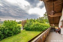Aussicht Balkon Gepflegtes Zweifamilienhaus in l�ndlicher Lage n�he Tiefenbach!