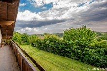 Aussicht Balkon Gepflegtes Zweifamilienhaus in l�ndlicher Lage n�he Tiefenbach!