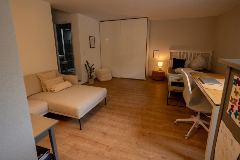 Einliegerwohnung mit Badezimmer und K�che Einfamilienhaus Passau