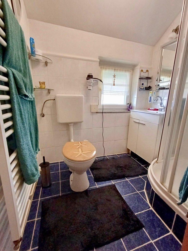 Bad OG Einfamilienhaus B�chlberg