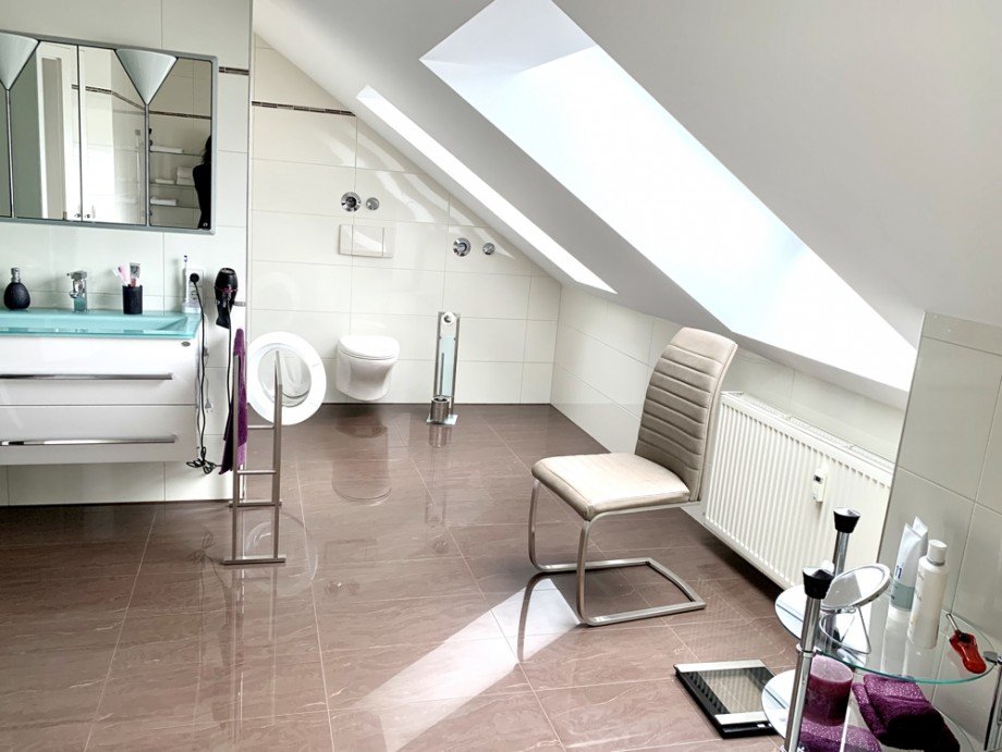 Badezimmer Dachgeschosswohnung Salzweg