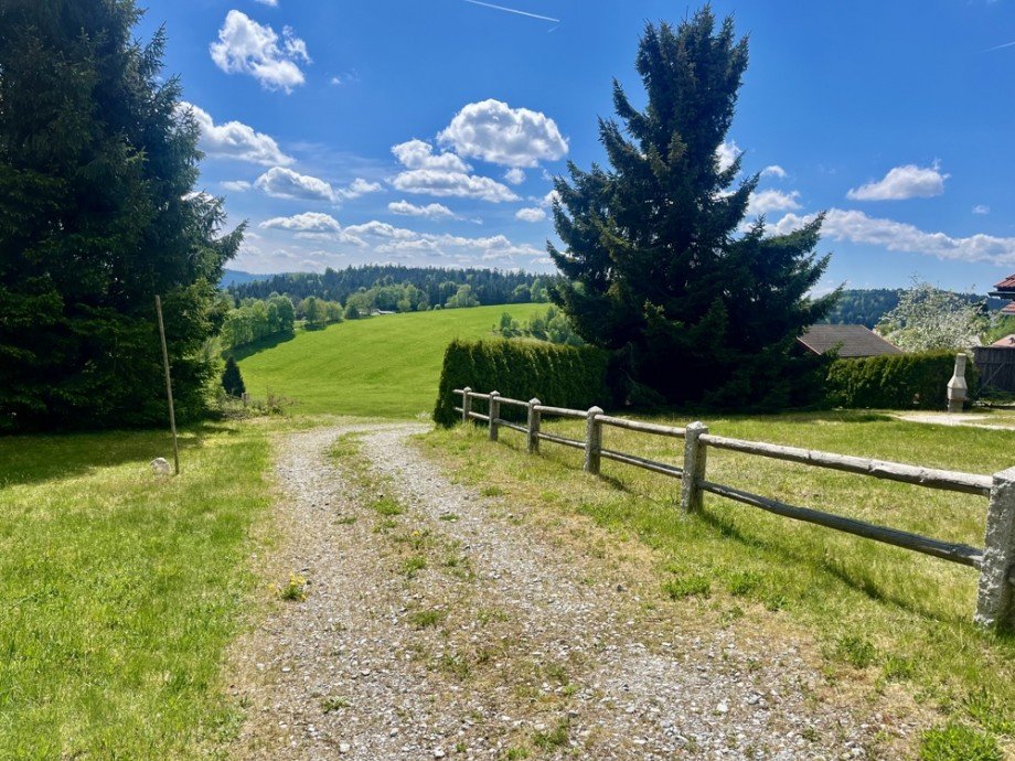 Zufahrt zum Haus Einfamilienhaus Neureichenau