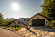 Au�enansicht Einziehen. Entspannen. 
Nebenkosten? Erledigt vom eigenen Chalet!