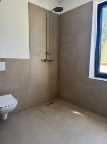 Bad mit ebenerdiger Dusche Neubau-Wohnungen in Bad Griesbach - KfW 40 EE Standard - Sonder Afa