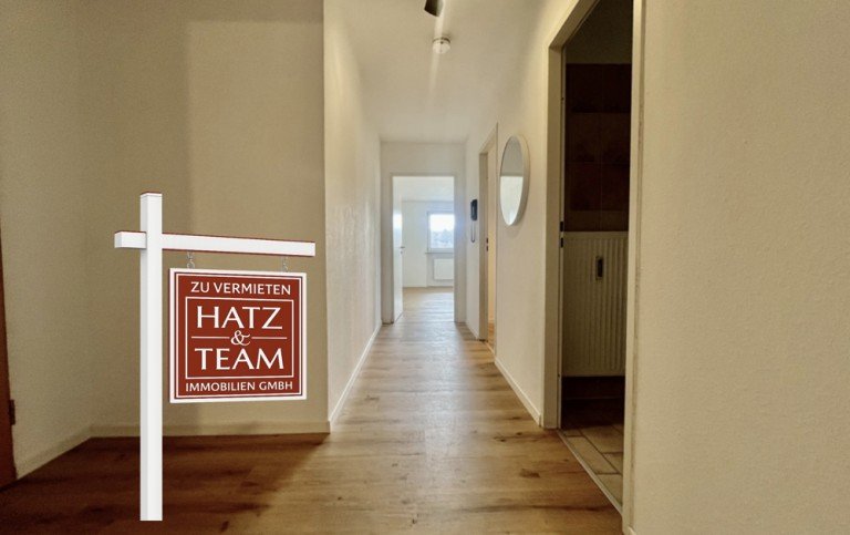Hauptbild: Renovierte 2-Zimmer-Wohnung mit gro�z�giger Terrasse!