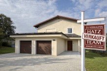 Hatz & Team Immobilien GmbH Verkauft! Wohnen im Gr�nen - Saniertes Zweifamilienhaus im Herzen von Thyrnau!
