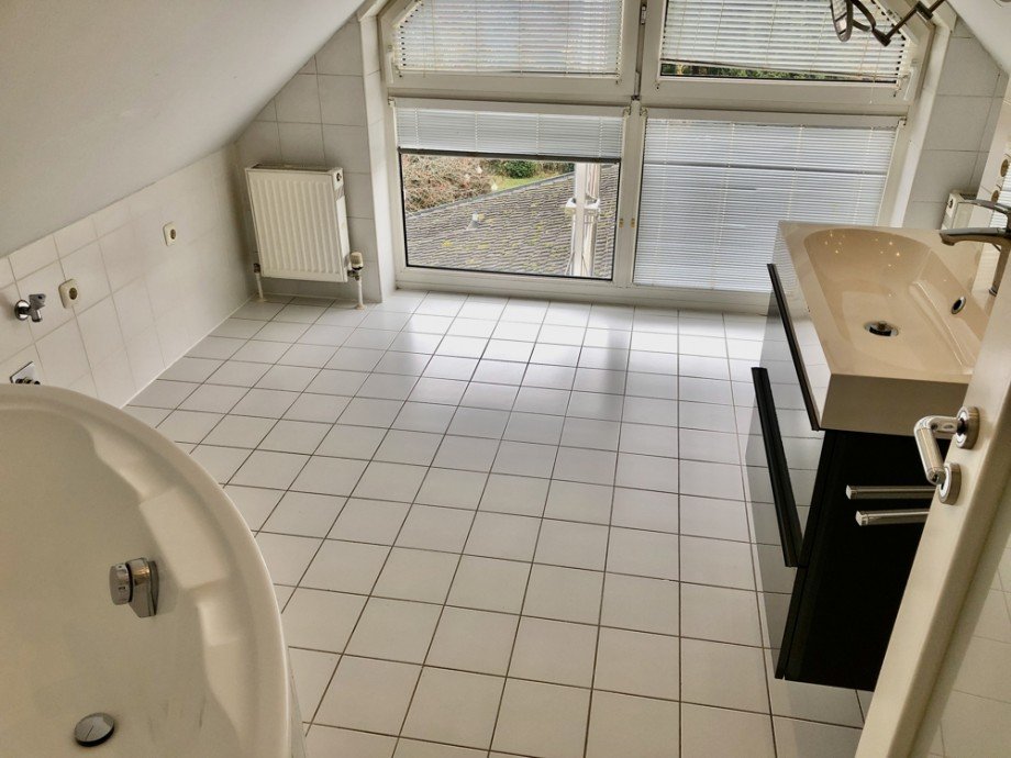 Badezimmer Dachgeschosswohnung Salzweg