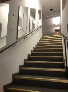 Treppe Vermietet! Eckladen in Bestlage - Direkt in der Fu�g�ngerzone von Passau