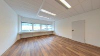 Bild (9d00765f6c6f9bf9841cf5e943309371): 237 m� B�rofl�chen im Hutthurmer Gewerbegebiet mit eigenen Stellpl�tzen