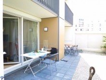 Terrasse Verkauft! Modernes Apartment direkt gegen�ber der Universit�t!