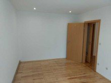 1. OG Schlafzimmer Kapitalanlage! Mehrfamilienhaus mit Gewerbeeinheit