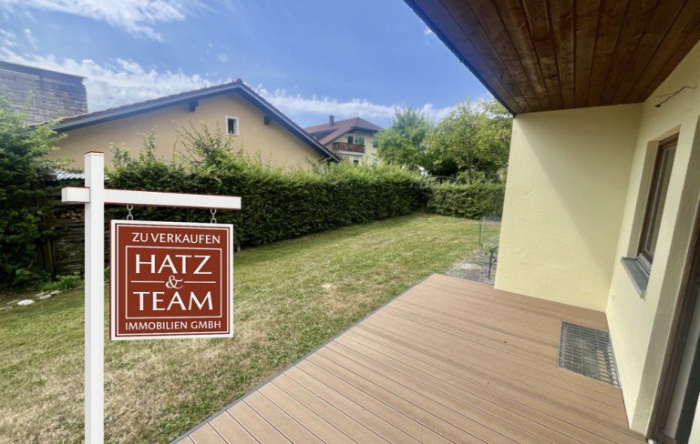 Hatz & Team Immobilien GmbH Salzweg Erdgeschosswohnung Charmante 1,5-Zimmer-Wohnung im Erdgeschoss mit neuwertiger Terrasse und Garten in Passau-Salzweg!