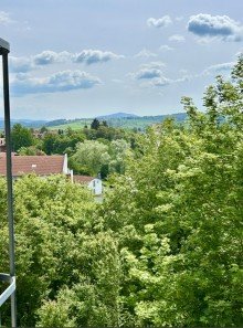 Ausblick Penthouse-Feeling auf zwei Ebenen - gro�z�gige Maisonette-Wohnung mit Dachterrasse und Weitblick!