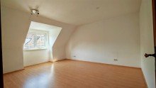 Wohnzimmer Charmante 2-Zimmerwohnung mit Balkon in Passau!