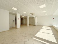 Bild (bb2de4c4086183a9a4dc581067b60fb8): 353 m� Ladenfl�che direkt beim Passauer Hauptbahnhof