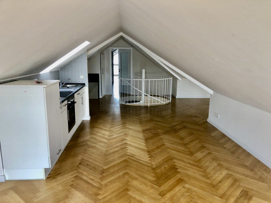Wohnen/Essen Dachgeschosswohnung Salzweg