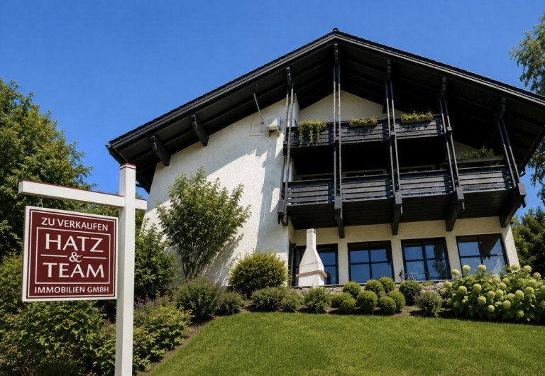 Hatz & Team Immobilien GmbH Hutthurm Einfamilienhaus Wohnhaus mit Panoramablick - Airbnb-H�tte tr�gt einen Gro�teil der Finanzierung