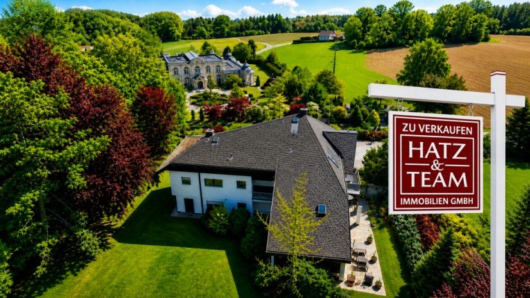 Hatz & Team Immobilien GmbH Freinberg - Ober�sterreich Villa Gro�z�giges Anwesen in ruhiger Lage mit herrlichem Ausblick