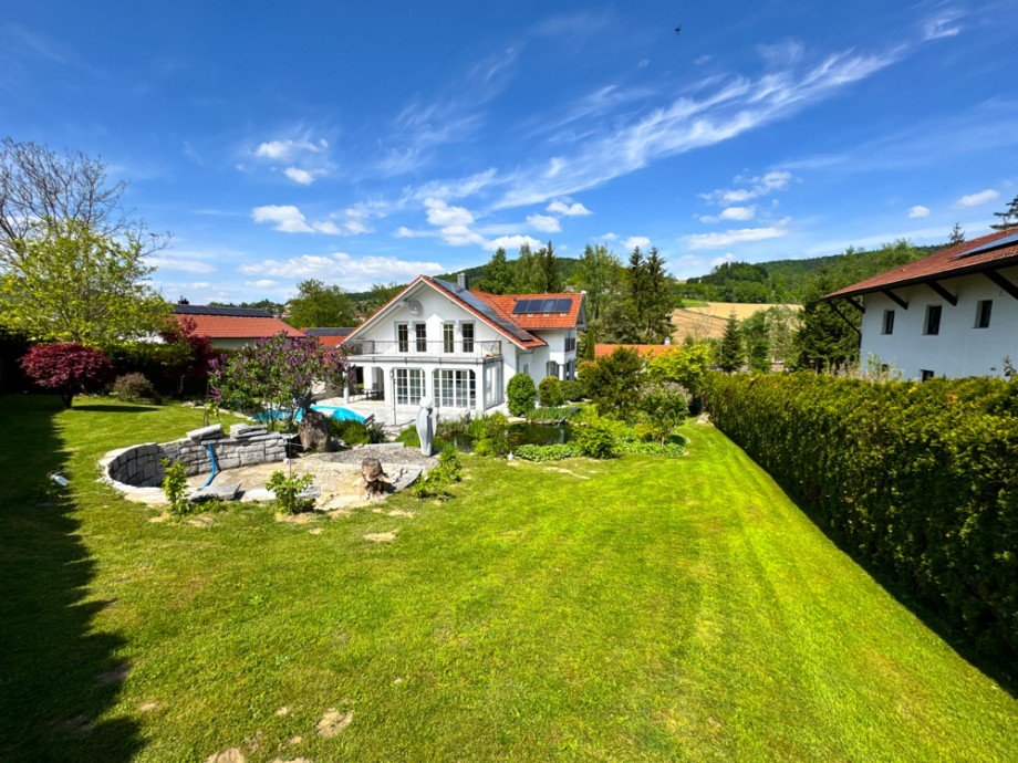 Au�enbereich Villa Hauzenberg