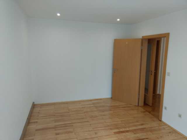 1. OG Schlafzimmer Wohn- / Gesch�ftshaus Waldkirchen