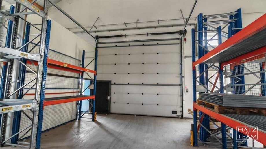 Lager- und Produktionshalle Lager Aldersbach