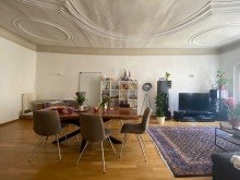Wohnzimmer Helle Altbauwohnung mit Charakter mitten in der Altstadt!