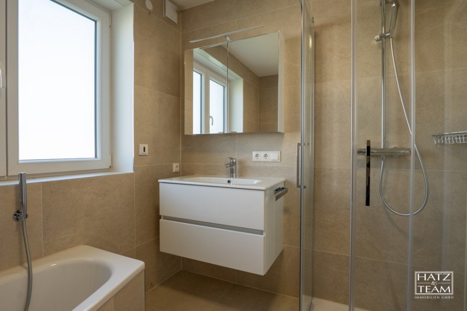 Badezimmer EG Zweifamilienhaus Thyrnau