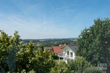 Aussicht OG Verkauft! Wohnen im Gr�nen - Saniertes Zweifamilienhaus im Herzen von Thyrnau!