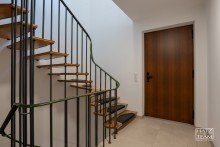 Dielenbereich EG Verkauft! Wohnen im Gr�nen - Saniertes Zweifamilienhaus im Herzen von Thyrnau!