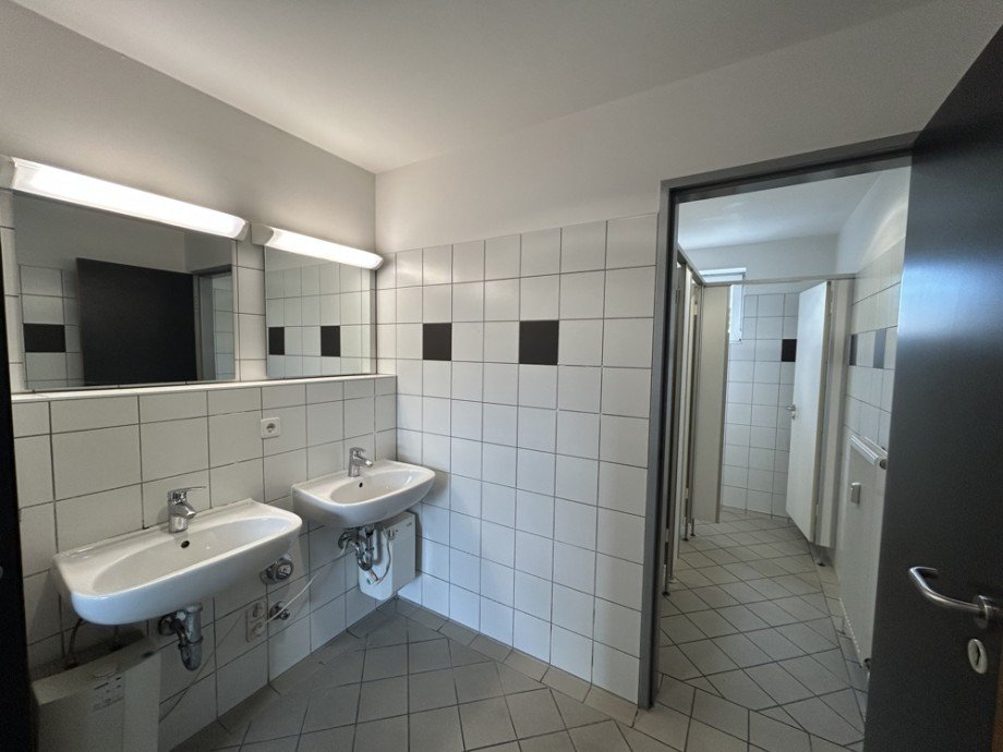 WC B�ro / Praxis Passau