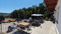 Bild (f69cf9e9a19f3b49ab864bd63ff169a4): Attraktiver Gastronomiebetrieb mit gro�em Saal, Terrassen und vielseitigen Nutzungsm�glichkeiten