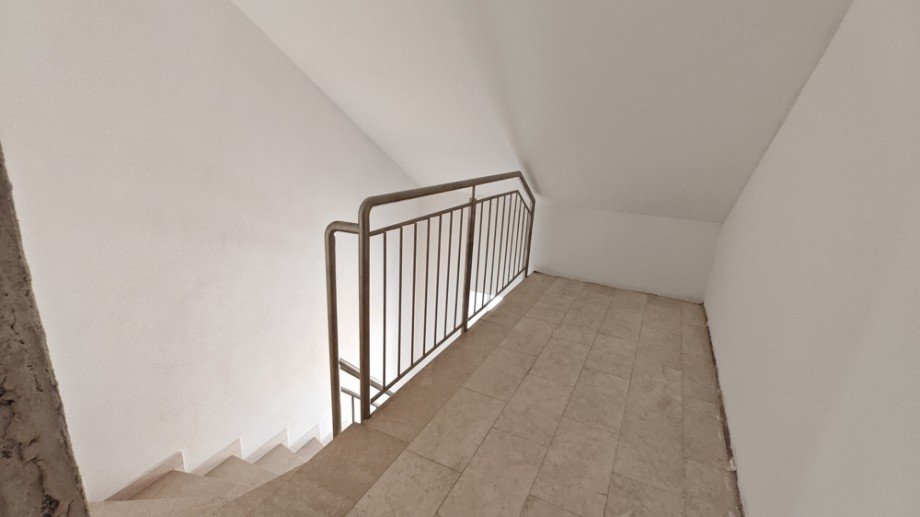 Treppenhaus Etagenwohnung Bad F�ssing